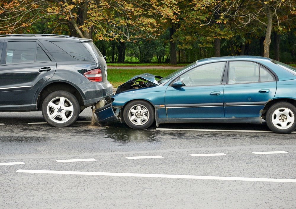 A head-on crash in Washington. How much are most car accident settlements in Washington?